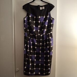 Julian Taylor Elegant Black and Purple Pleated Front Dress